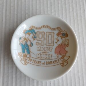Mickey and Minnie small ceramic plate 90 Years Of Romance DISNEY Japan & BANDAI